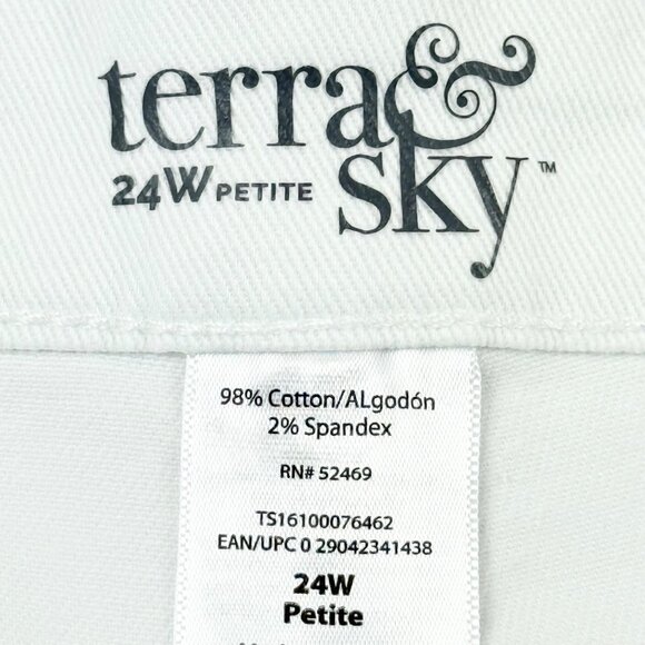 NWT Terra & Sky Womens Straight High Rise Stretch White Denim Jeans Plus Sz 24WP - Picture 5 of 9